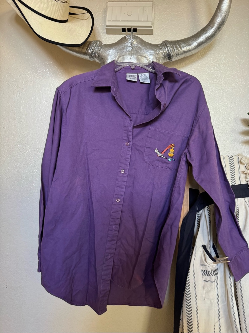 Vintage Disney Store Seven Dwarfs Purple Embroidered Button Down Shirt Medium